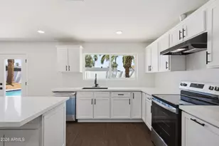 3518 E Angela Dr, Phoenix, AZ 85032 - Photo 7