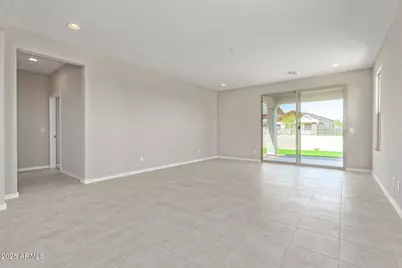 8804 W Marshall Avenue, Glendale, AZ 85305 - Photo 7