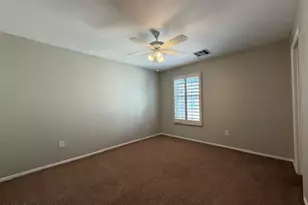 825 S Henry Ln, Gilbert, AZ 85296 - Photo 27