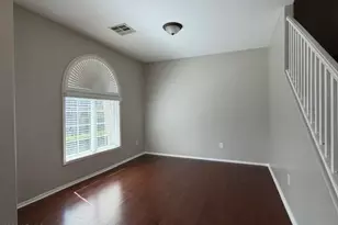 825 S Henry Ln, Gilbert, AZ 85296 - Photo 5