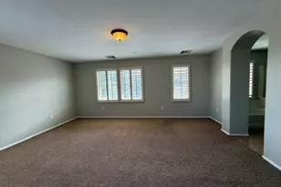 825 S Henry Ln, Gilbert, AZ 85296 - Photo 37