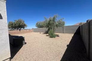 42132 W Manderas Ln, Maricopa, AZ 85138 - Photo 5