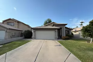 1118 W Laurel Ave, Gilbert, AZ 85233 - Photo 1