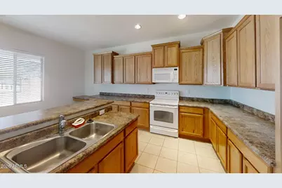 27372 N 90th Lane, Peoria, AZ 85383 - Photo 17