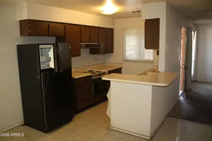 501 W Hononegh Dr, Phoenix, AZ 85027 - Photo 3