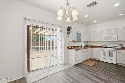 815 W Spruell Avenue, Coolidge, AZ 85128 - Photo 9