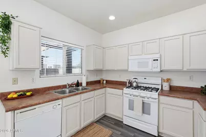 815 W Spruell Avenue, Coolidge, AZ 85128 - Photo 11