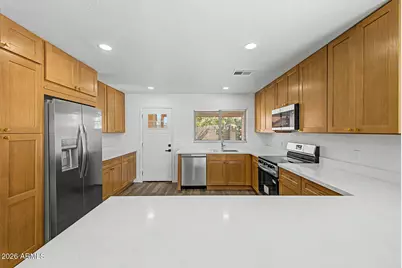 1078 E Pima Avenue, Apache Junction, AZ 85119 - Photo 11