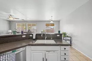 17373 W Pinnacle Vis Dr, Surprise, AZ 85387 - Photo 7