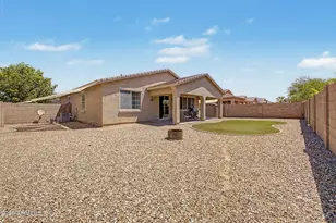 17373 W Pinnacle Vis Dr, Surprise, AZ 85387 - Photo 21