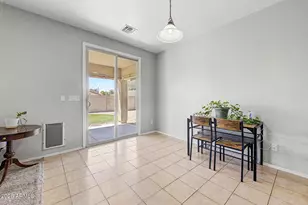 17373 W Pinnacle Vis Dr, Surprise, AZ 85387 - Photo 5