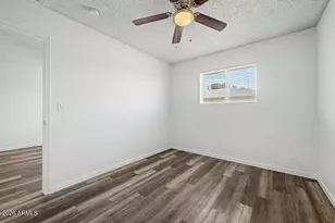 2209 S Granada Dr, Tempe, AZ 85282 - Photo 5