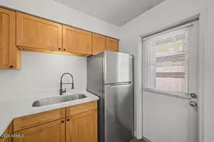 2209 S Granada Dr, Tempe, AZ 85282 - Photo 13