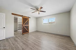 10217 N 37th Ave, Phoenix, AZ 85051 - Photo 11