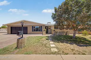 10217 N 37th Ave, Phoenix, AZ 85051 - Photo 1