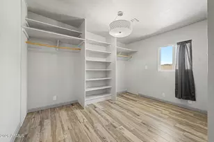 10217 N 37th Ave, Phoenix, AZ 85051 - Photo 19