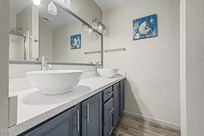 10217 N 37th Avenue, Phoenix, AZ 85051 - Photo 15