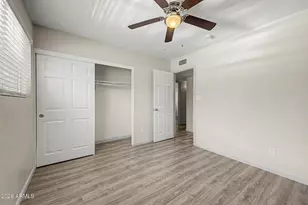 10217 N 37th Ave, Phoenix, AZ 85051 - Photo 17