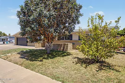 10217 N 37th Avenue, Phoenix, AZ 85051 - Photo 3