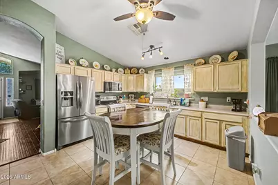 853 E Mountain View Road, San Tan Valley, AZ 85143 - Photo 15