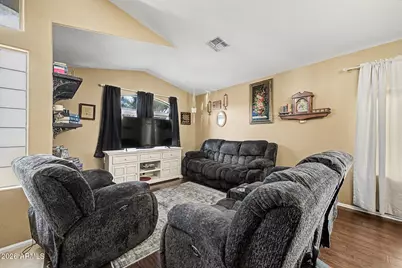853 E Mountain View Road, San Tan Valley, AZ 85143 - Photo 9