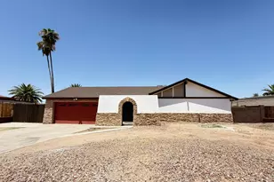 3820 W Sahuaro Dr, Phoenix, AZ 85029 - Photo 1