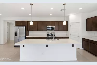 3810 N 101st Drive, Avondale, AZ 85392 - Photo 7