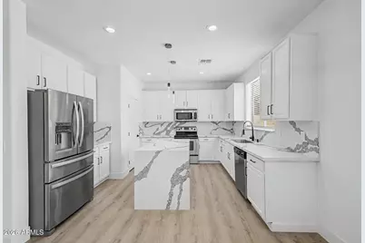 10925 W Davis Lane, Avondale, AZ 85323 - Photo 13