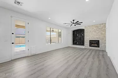 10925 W Davis Lane, Avondale, AZ 85323 - Photo 9