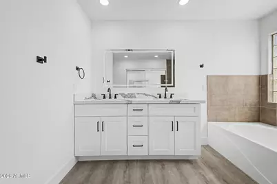 10925 W Davis Lane, Avondale, AZ 85323 - Photo 29