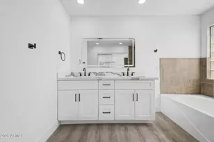 10925 W Davis Ln, Avondale, AZ 85323 - Photo 29