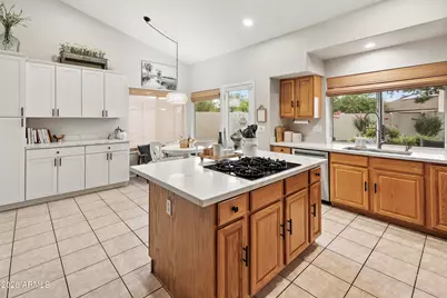 8623 W Escuda Drive, Peoria, AZ 85382 - Photo 3