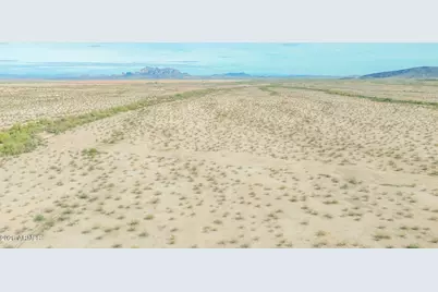 12015 S Carver Rd 19 Road #19, Tonopah, AZ 85354 - Photo 7