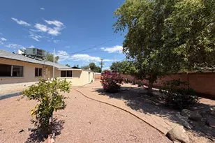 8701 E Cambridge Ave, Scottsdale, AZ 85257 - Photo 23