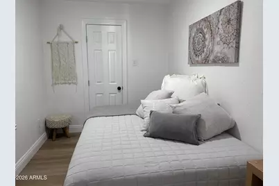 723 E Sunnyslope Lane, Phoenix, AZ 85020 - Photo 11