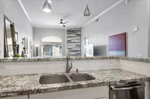 11640 N Tatum Blvd, Phoenix, AZ 85028 - Photo 9