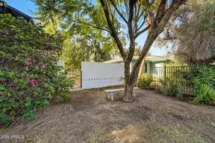 530 E Rose Ln, Phoenix, AZ 85012 - Photo 3