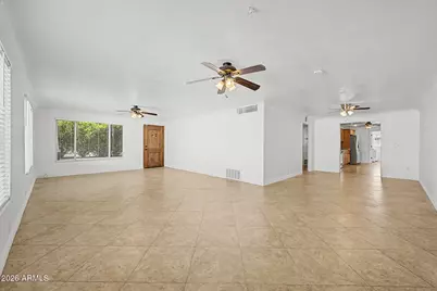 530 E Rose Lane, Phoenix, AZ 85012 - Photo 9