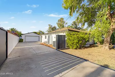530 E Rose Lane, Phoenix, AZ 85012 - Photo 43