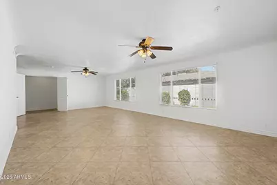 530 E Rose Lane, Phoenix, AZ 85012 - Photo 11