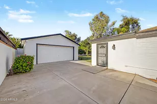530 E Rose Ln, Phoenix, AZ 85012 - Photo 41
