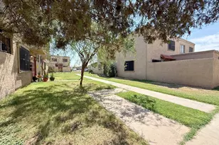 4031 W Mesquite Ln, Phoenix, AZ 85019 - Photo 21