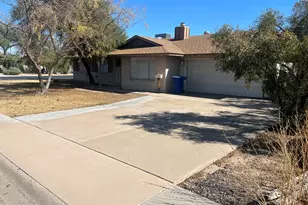 731 E Cavalier Dr, Tempe, AZ 85288 - Photo 1