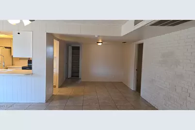 6738 W Denton Lane, Glendale, AZ 85303 - Photo 7