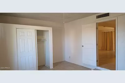 6738 W Denton Lane, Glendale, AZ 85303 - Photo 15