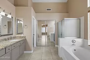 325 S Golden Key Dr, Gilbert, AZ 85233 - Photo 21
