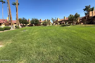 4901 S Calle Los Cerros Dr, Tempe, AZ 85282 - Photo 19