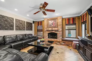 42 E Maria Ln, Tempe, AZ 85284 - Photo 11
