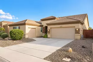2395 S Whetstone Pl, Chandler, AZ 85286 - Photo 1