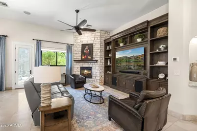 24008 N 73rd Lane, Peoria, AZ 85383 - Photo 11